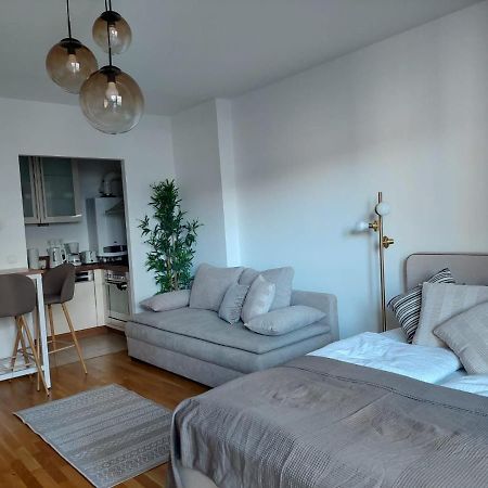 Balcony Apartment, 5 Min Walk To First District Vienna Exterior photo