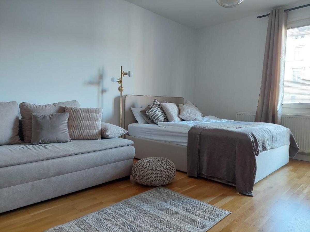 Balcony Apartment, 5 Min Walk To First District Vienna Exterior photo